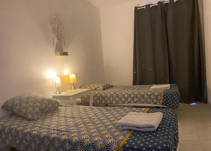 Maison Avec Piscine Privee + Clim Proche De La *